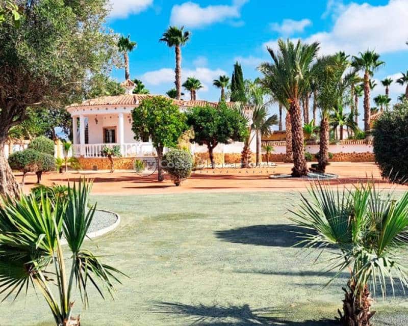 3 bedroom Finca/Country House for sale in Catral - € 385,000 (Ref: 9172031)