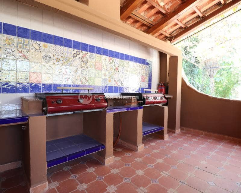 7 soveværelse Finca/Landehus til salg i Catral med swimmingpool - € 975.000 (Ref: 9172036)