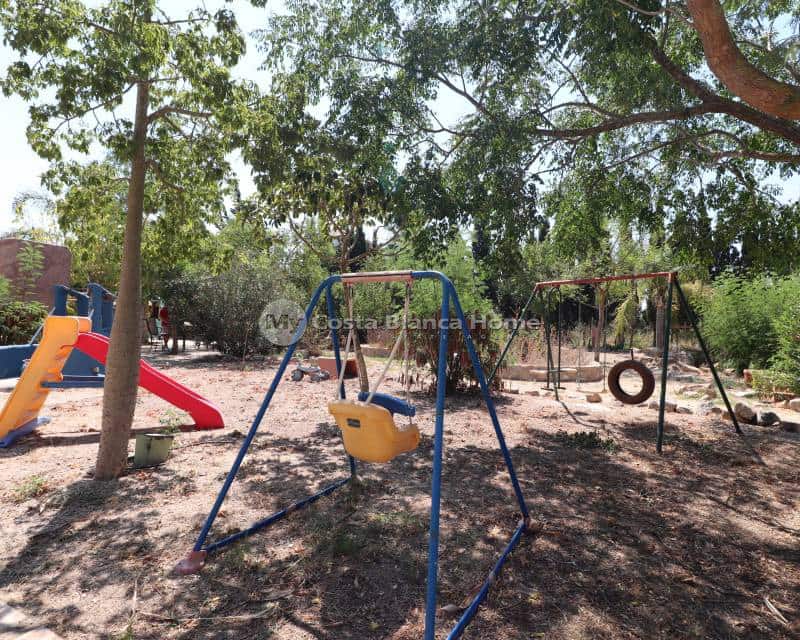 7 soveværelse Finca/Landehus til salg i Catral med swimmingpool - € 975.000 (Ref: 9172036)