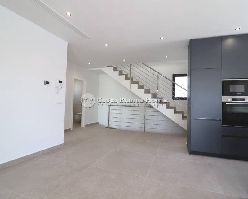 3 bedroom Villa for sale in Ciudad Quesada with pool - € 799,900 (Ref: 9172048)