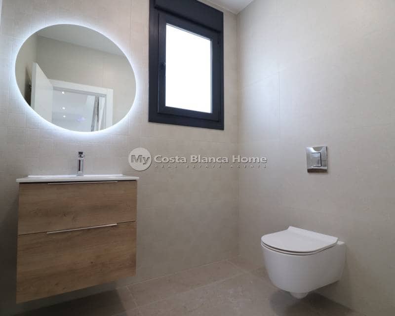 3 bedroom Villa for sale in Ciudad Quesada with pool - € 799,900 (Ref: 9172048)