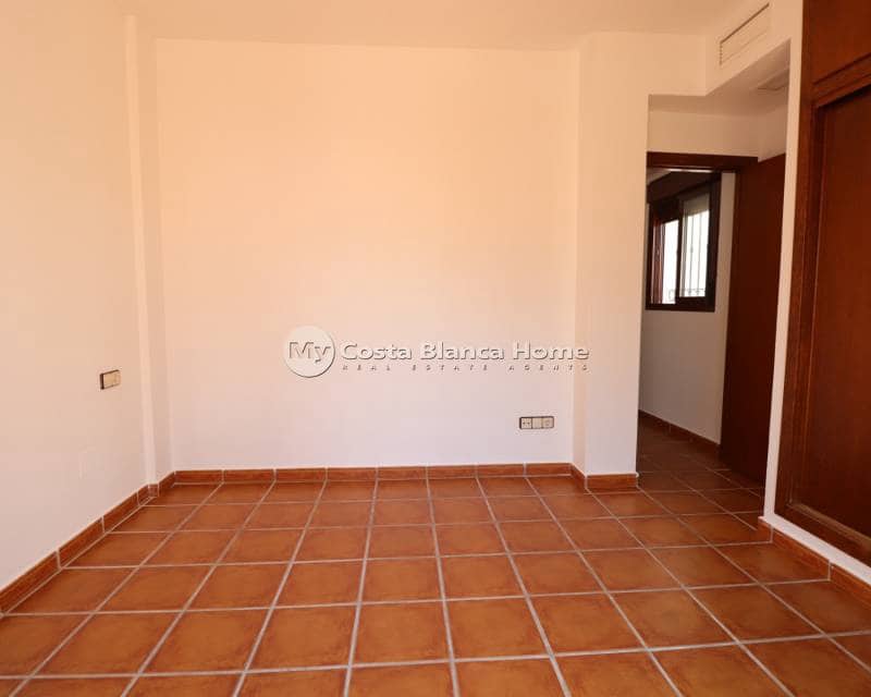 3 makuuhuone Paritalo myytävänä paikassa Algorfa mukana uima-altaan - 225 000 € (Ref: 9172049)