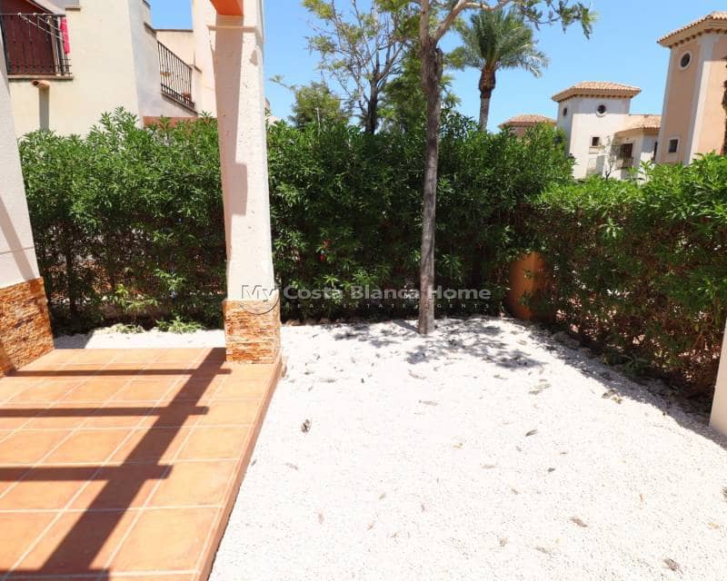 3 makuuhuone Paritalo myytävänä paikassa Algorfa mukana uima-altaan - 225 000 € (Ref: 9172049)