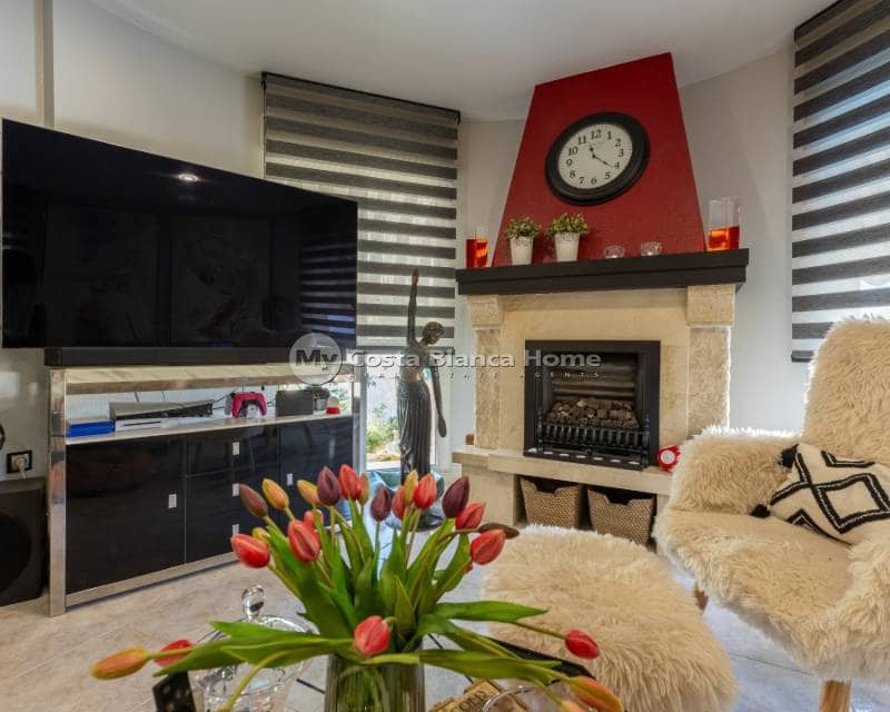 5 soverom Villa til salgs i Benijofar med svømmebasseng - € 498 000 (Ref: 9172052)