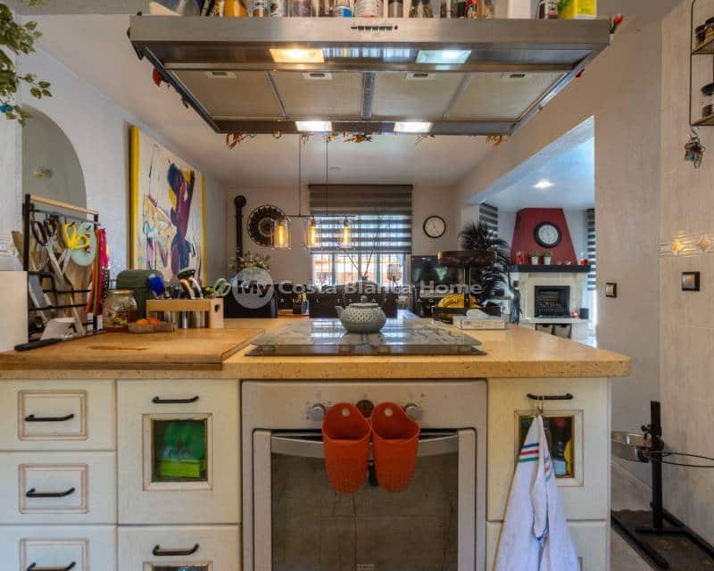 5 soverom Villa til salgs i Benijofar med svømmebasseng - € 498 000 (Ref: 9172052)