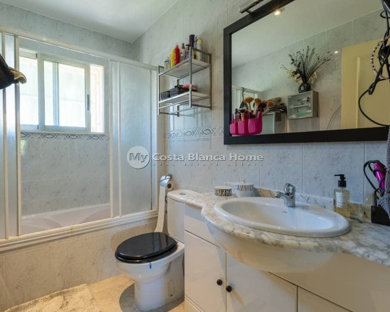 5 soverom Villa til salgs i Benijofar med svømmebasseng - € 498 000 (Ref: 9172052)