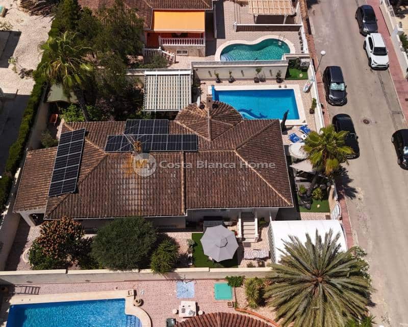 5 soverom Villa til salgs i Benijofar med svømmebasseng - € 498 000 (Ref: 9172052)