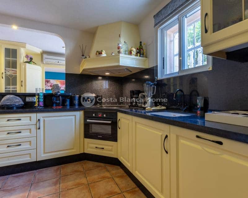 5 soverom Villa til salgs i Benijofar med svømmebasseng - € 498 000 (Ref: 9172052)