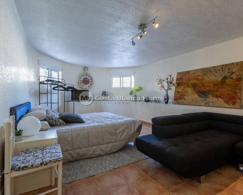 5 soverom Villa til salgs i Benijofar med svømmebasseng - € 498 000 (Ref: 9172052)