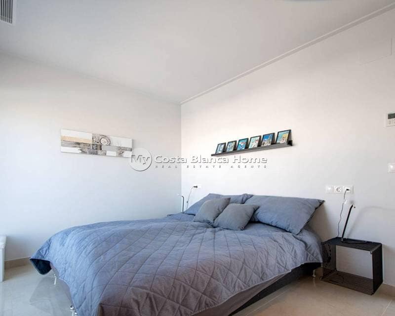 3 soveværelse Villa til salg i Ciudad Quesada med swimmingpool - € 415.000 (Ref: 9172053)