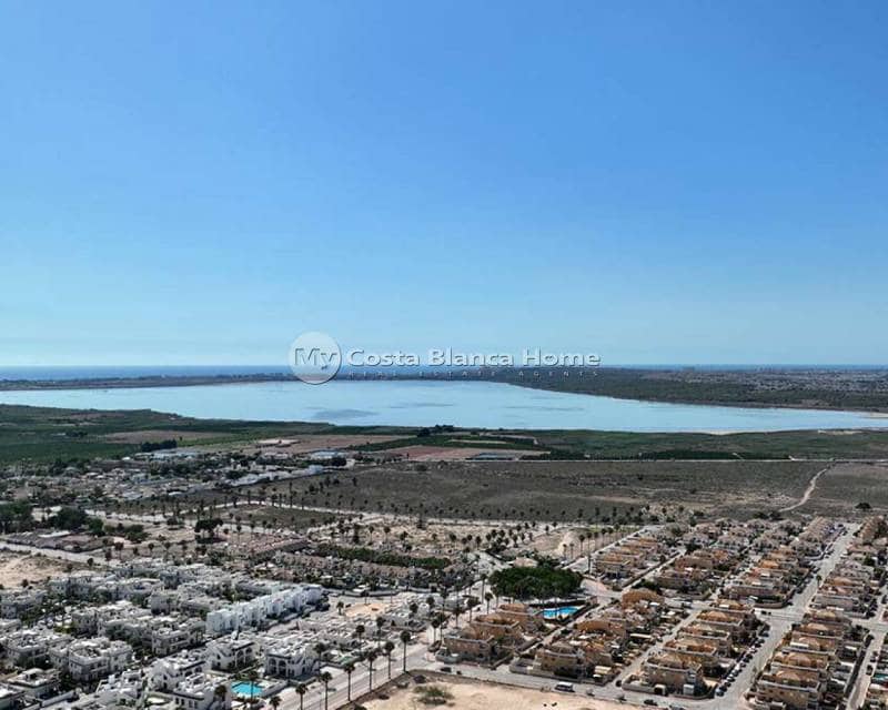 3 soveværelse Villa til salg i Ciudad Quesada med swimmingpool - € 415.000 (Ref: 9172053)