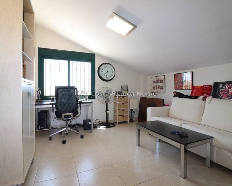 4 bedroom Villa for sale in Ciudad Quesada with pool - € 520,000 (Ref: 9172054)