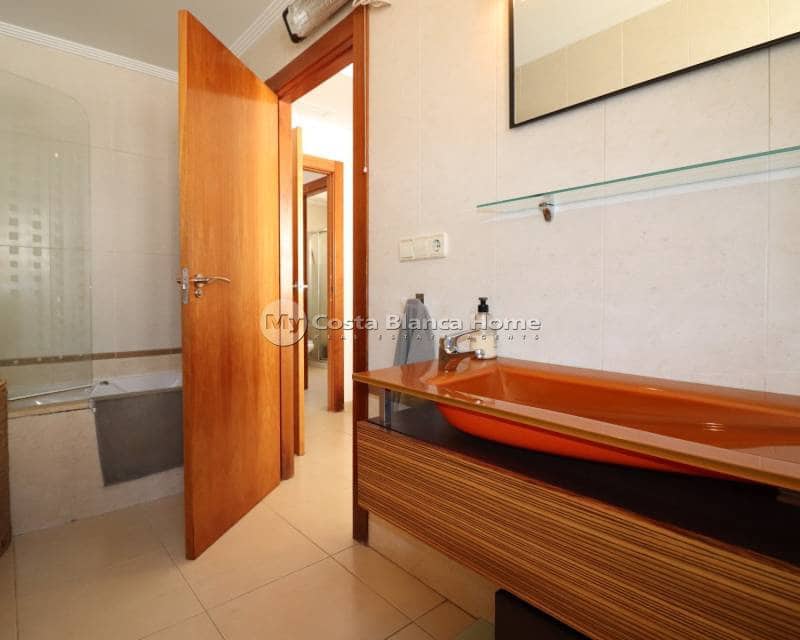 4 bedroom Villa for sale in Ciudad Quesada with pool - € 520,000 (Ref: 9172054)