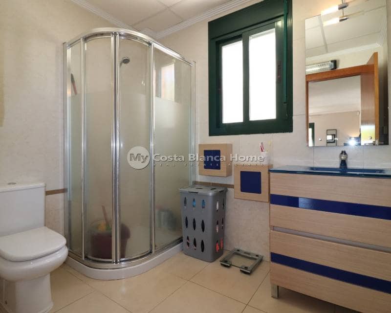 4 bedroom Villa for sale in Ciudad Quesada with pool - € 520,000 (Ref: 9172054)