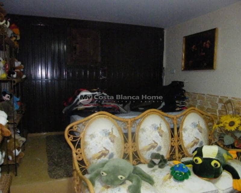 Casa de 5 habitaciones en Daya Nueva en venta - 369.000 € (Ref: 9172225)