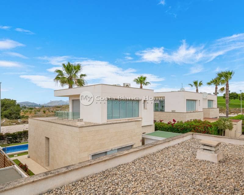 3 Zimmer Villa zu verkaufen in Vistabella mit Pool - 479.000 € (Ref: 9172233)