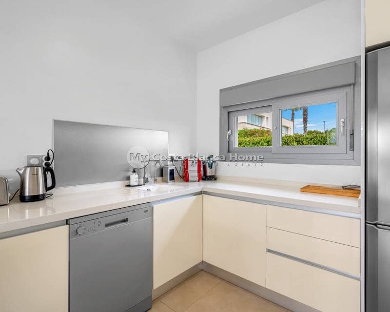 3 Zimmer Villa zu verkaufen in Vistabella mit Pool - 479.000 € (Ref: 9172233)