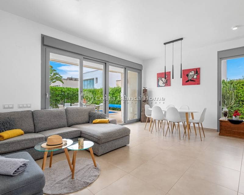 3 Zimmer Villa zu verkaufen in Vistabella mit Pool - 479.000 € (Ref: 9172233)