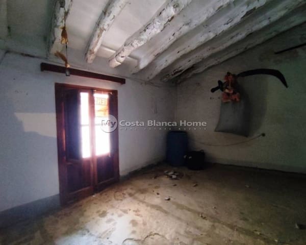 3 sypialnia Dom na sprzedaż w Beniarrés - 39 000 € (Ref: 9191672)
