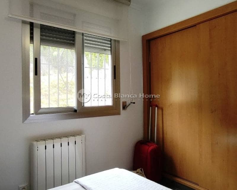 3 quarto Moradia para venda em Cocentaina com piscina - 375 000 € (Ref: 9191677)