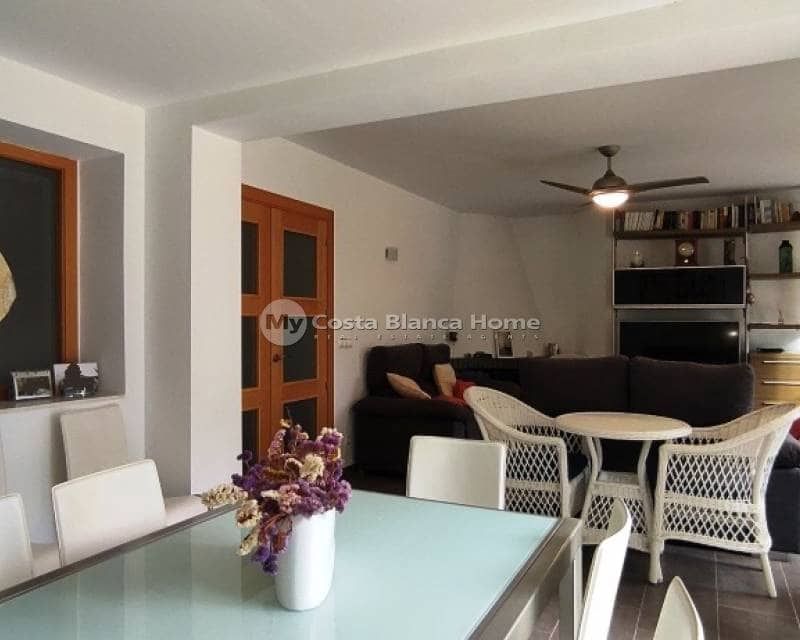 3 quarto Moradia para venda em Cocentaina com piscina - 375 000 € (Ref: 9191677)