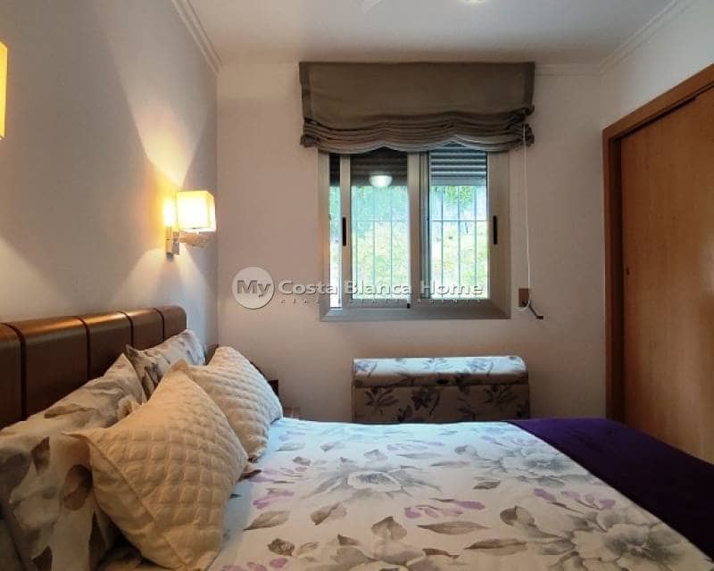 3 quarto Moradia para venda em Cocentaina com piscina - 375 000 € (Ref: 9191677)