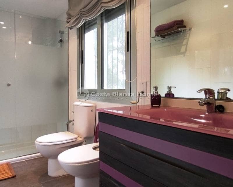 3 quarto Moradia para venda em Cocentaina com piscina - 375 000 € (Ref: 9191677)