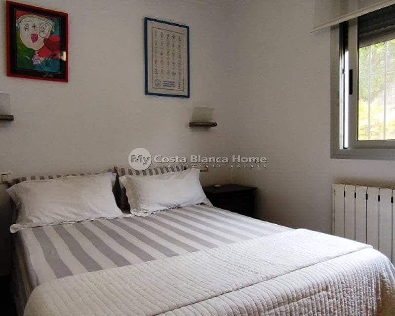 3 quarto Moradia para venda em Cocentaina com piscina - 375 000 € (Ref: 9191677)