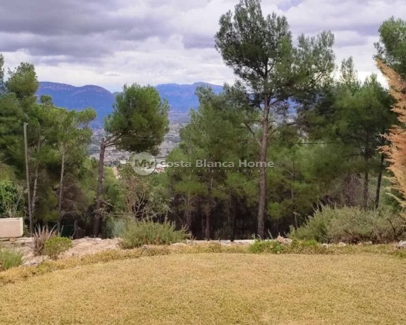 3 quarto Moradia para venda em Cocentaina com piscina - 375 000 € (Ref: 9191677)