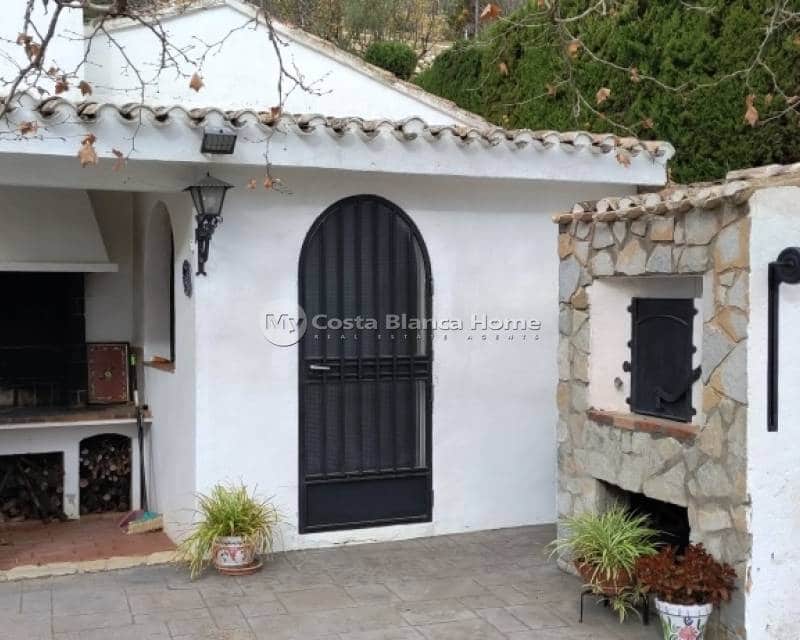 3 quarto Moradia para venda em Cocentaina com piscina - 375 000 € (Ref: 9191677)