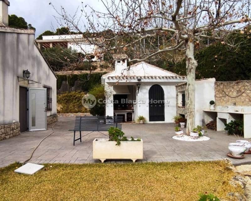 3 quarto Moradia para venda em Cocentaina com piscina - 375 000 € (Ref: 9191677)