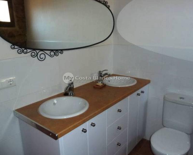 4 bedroom Semi-detached Villa for sale in Blanca - € 169,995 (Ref: 9191678)