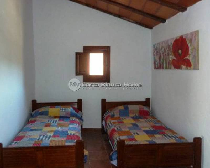 4 bedroom Semi-detached Villa for sale in Blanca - € 169,995 (Ref: 9191678)