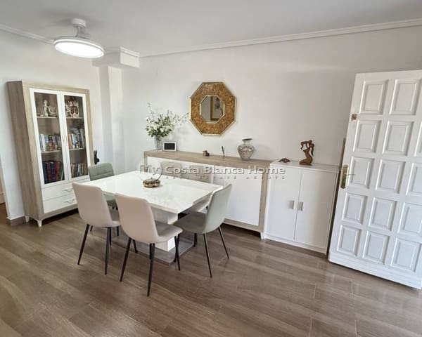 2 slaapkamer Huis te koop in La Zenia, Orihuela met zwembad - € 349.900 (Ref: 9191679)