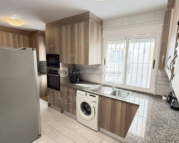 2 slaapkamer Huis te koop in La Zenia, Orihuela met zwembad - € 349.900 (Ref: 9191679)