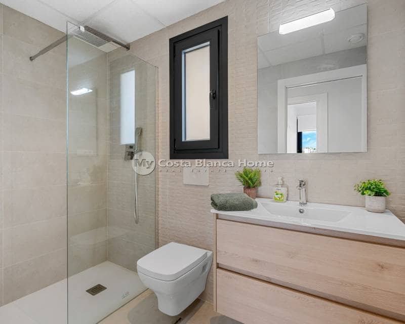 2 makuuhuone Huoneisto myytävänä paikassa Los Altos mukana uima-altaan - 329 000 € (Ref: 9203223)