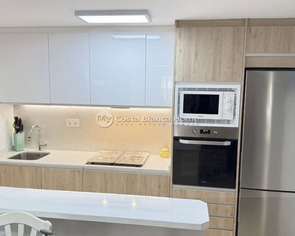 2 slaapkamer Appartement te koop in La Zenia, Orihuela met zwembad - € 229.000 (Ref: 9203224)