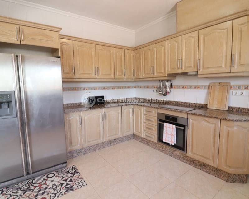 3 sovrum Finca/Hus på landet till salu i Catral med pool - 375 000 € (Ref: 9203225)