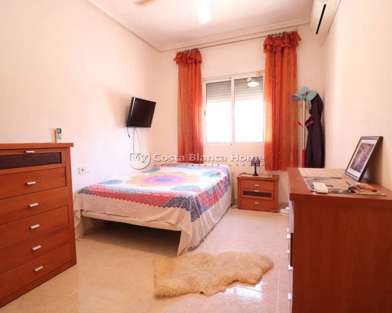 3 sovrum Finca/Hus på landet till salu i Catral med pool - 375 000 € (Ref: 9203225)