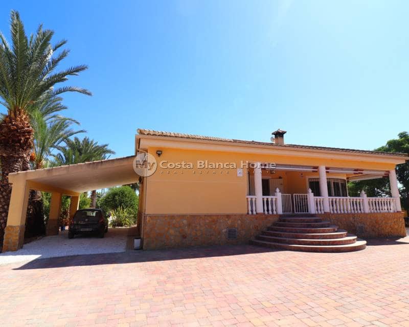 3 sovrum Finca/Hus på landet till salu i Catral med pool - 375 000 € (Ref: 9203225)