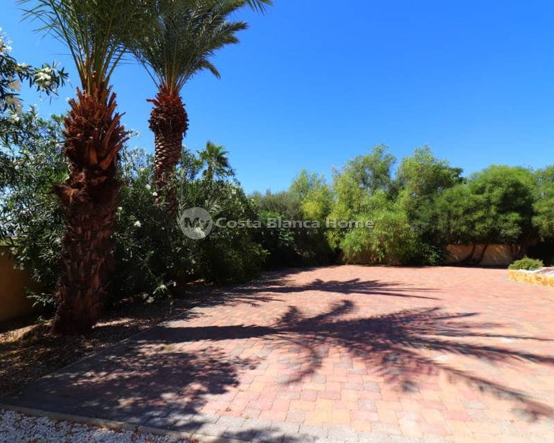 3 sovrum Finca/Hus på landet till salu i Catral med pool - 375 000 € (Ref: 9203225)