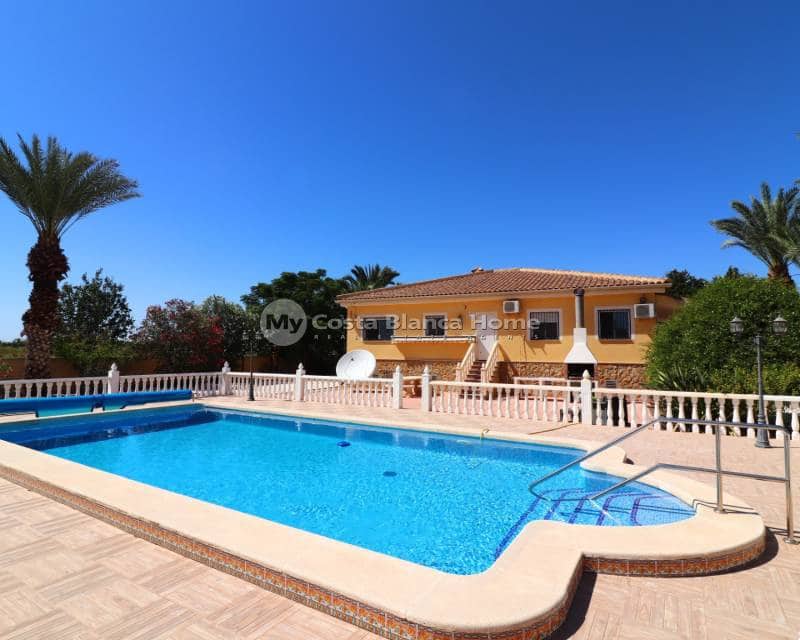 3 sovrum Finca/Hus på landet till salu i Catral med pool - 375 000 € (Ref: 9203225)