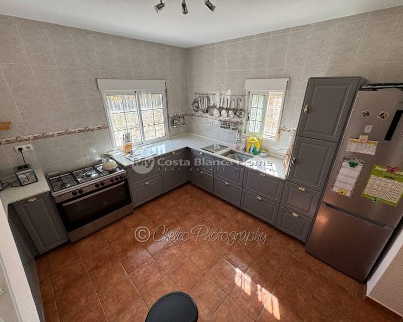 5 sypialnia Finka/Dom wiejski na sprzedaż w Catral z basenem - 399 000 € (Ref: 9203460)