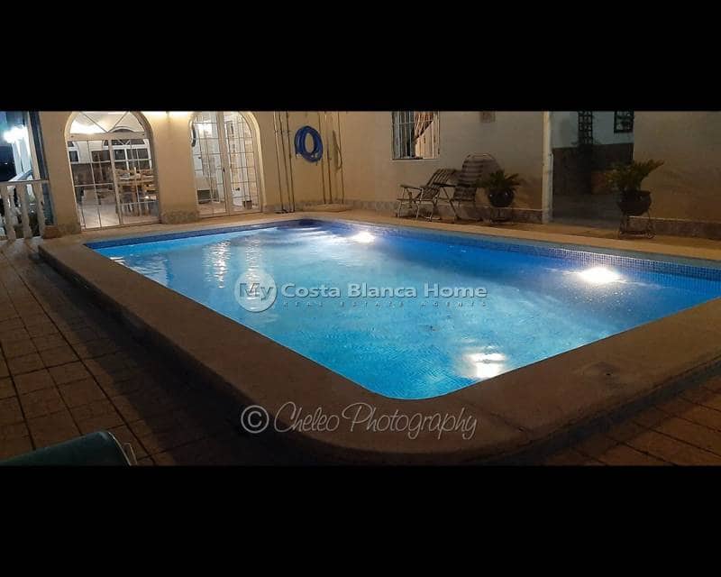 5 sypialnia Finka/Dom wiejski na sprzedaż w Catral z basenem - 399 000 € (Ref: 9203460)