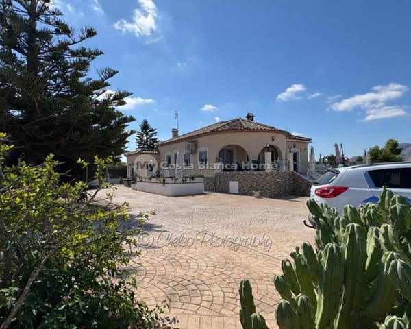 4 makuuhuone Huvila myytävänä paikassa Catral mukana uima-altaan - 369 995 € (Ref: 9235487)