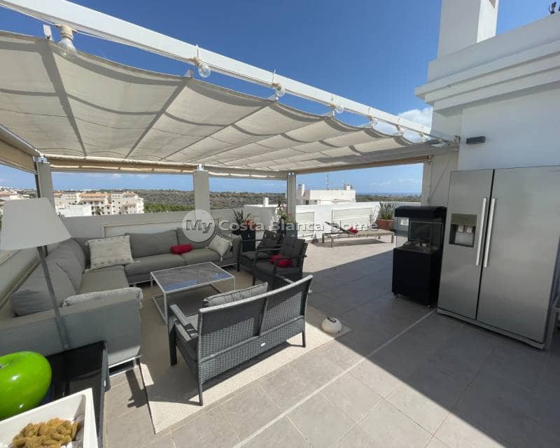 Kattohuoneisto myytävänä paikassa Las Ramblas Golf mukana uima-altaan - 399 000 € (Ref: 9282904)