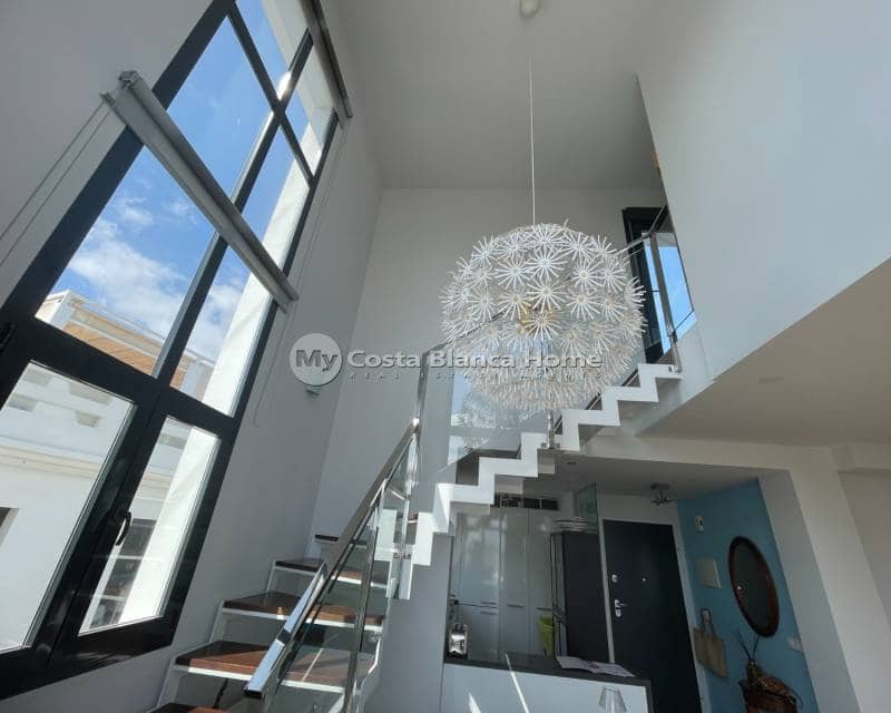 Kattohuoneisto myytävänä paikassa Las Ramblas Golf mukana uima-altaan - 399 000 € (Ref: 9282904)