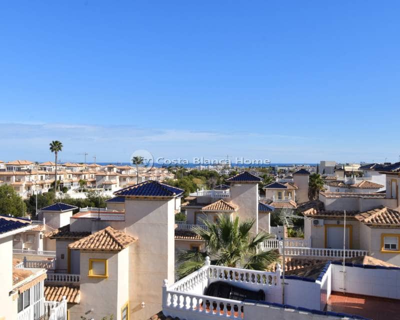 4 slaapkamer Villa te koop in Playa Flamenca met zwembad - € 399.000 (Ref: 9282905)