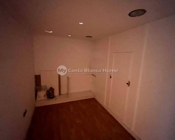 Local Commercial à vendre à Algorfa avec piscine - 100 000 € (Ref: 9282907)