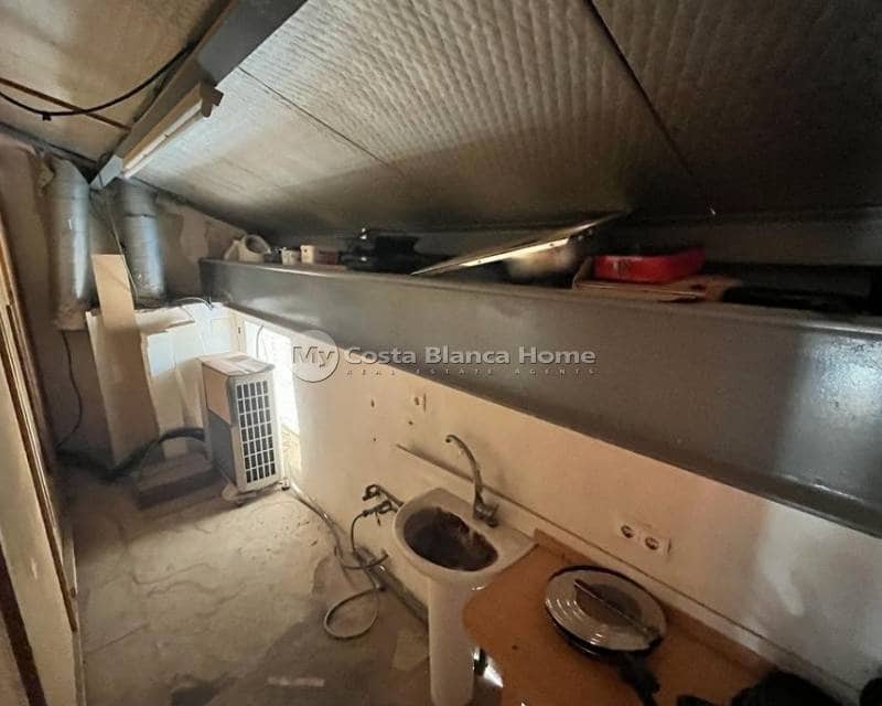 Local Commercial à vendre à Algorfa avec piscine - 100 000 € (Ref: 9282907)